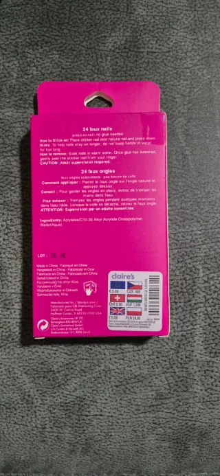 Uñas postizas niña .Claire's 24 unidades