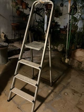 Escalera Tijera Aluminio 4 Peldaños