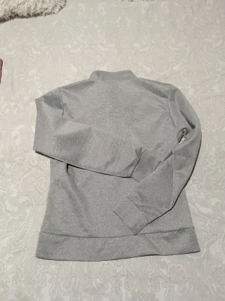 Chaqueta Under Armour Gris