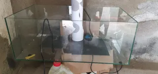 Terrario para animales con calefacción