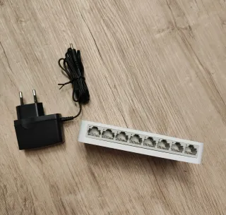 TP-Link 8 Puertos 10/100Mbps Switch TL-SF1008D