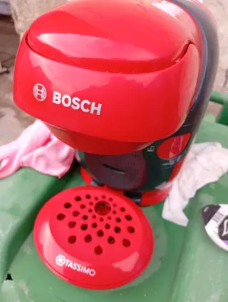 Cafetera Bosch Tassimo Roja