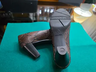 Zapatos Wonders tacón 7cm Talla 40