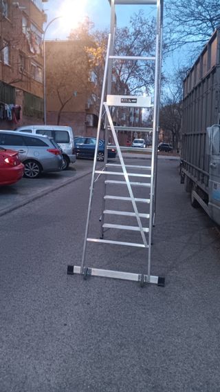 Escaleras de almacén de aluminio