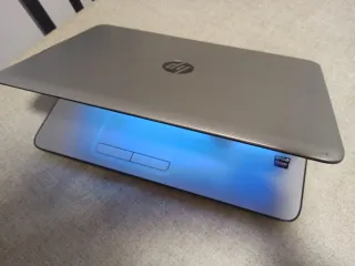 Portátil HP 15-ba015ns