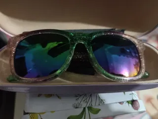 Gafas de sol niña glitter funda sirena