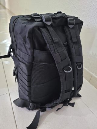 Mochila tactica militar para caza pezca negra