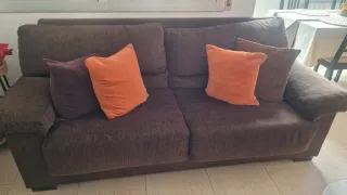 Sofá Marrón 2 Plazas Muy Cómodo