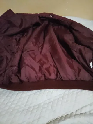 Cazadora hombre manga larga en buen estado.