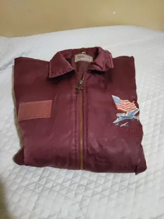 Cazadora hombre manga larga en buen estado.