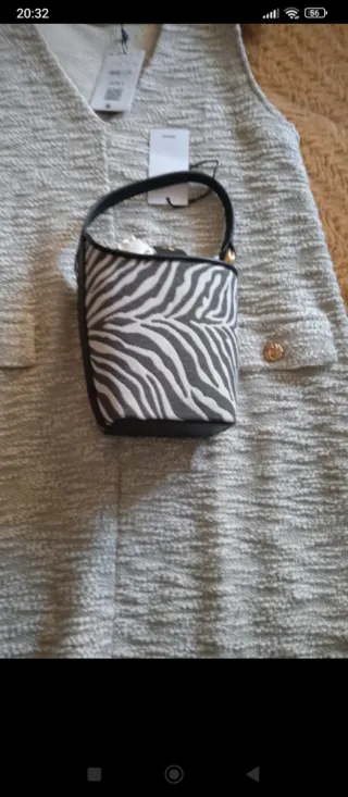 Vestido tweed gris y blanco +bolso