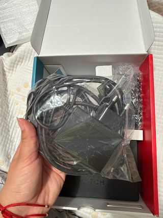 Nintendo Switch con juego Zelda Echoes of Wisdom.