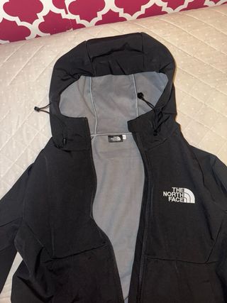 Chaqueta impermeable The North Face Negra