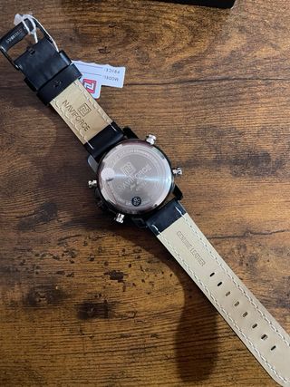Reloj Naviforce Elegante
