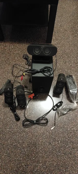Altavoces Logitech X-530 5.1