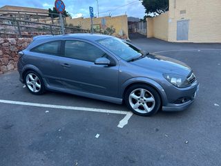 Opel Astra GTC 1,7 CDTI 2006