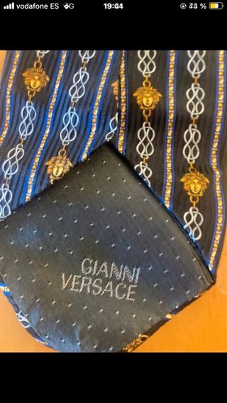 Corbata Versace negra y Dorada