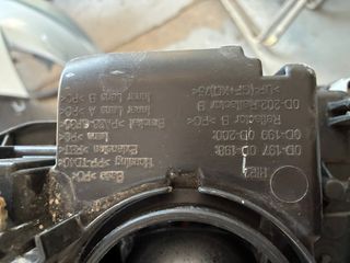 Faro Delantero Derecho Toyota Yaris.