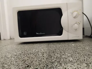 Microondas Moulinex 2000W