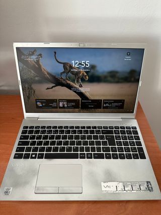 Portátil Sony VAIO FE15 Plata