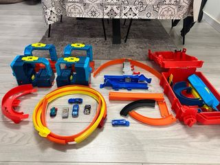 Circuito Hot Wheels con propulsores