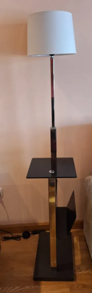 Lámpara Pie con Revistero Negro/Plateado