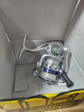 Carrete Pesca Yokozuna Spinner 1000 + Hilo