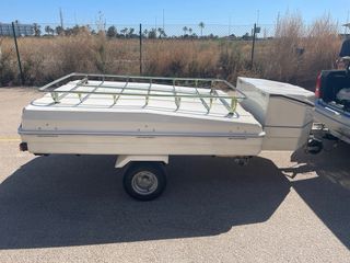 Remolque tienda en perfecto estado