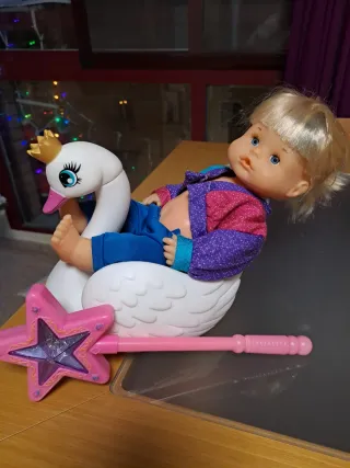 Nenuca con cisne y varita mágica