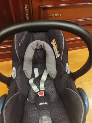 Silla de coche Grupo 0+ Maxi-Cosi CabrioFix