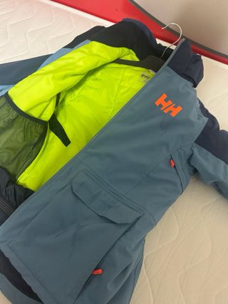 Chaqueta niño Helly Hansen 140cm