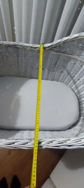 Moisés Cuna Mimbre con Ruedas