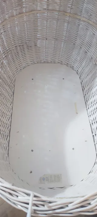 Moisés Cuna Mimbre con Ruedas