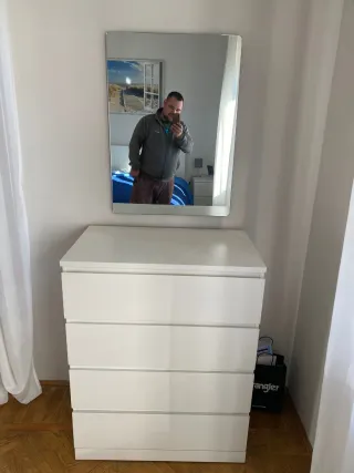 Camera da letto completa in legno