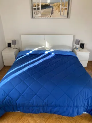 Camera da letto completa in legno