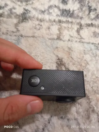 Cámara Apeman 4K con carcasa y cable