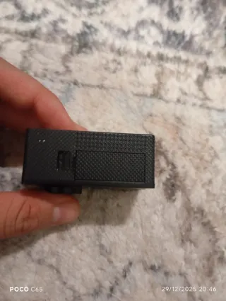 Cámara Apeman 4K con carcasa y cable