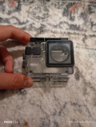 Cámara Apeman 4K con carcasa y cable