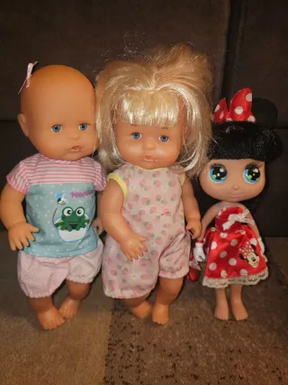 Lote de 3 muñecas