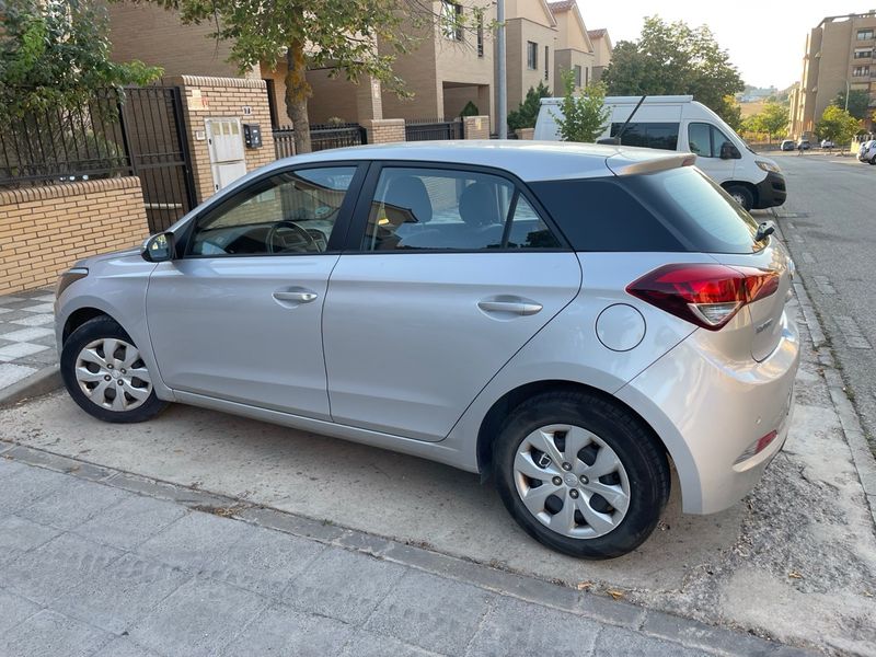 Hyundai i20 2017 - foto 1