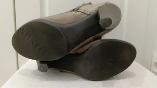 Botines Hispanitas grises con cordones