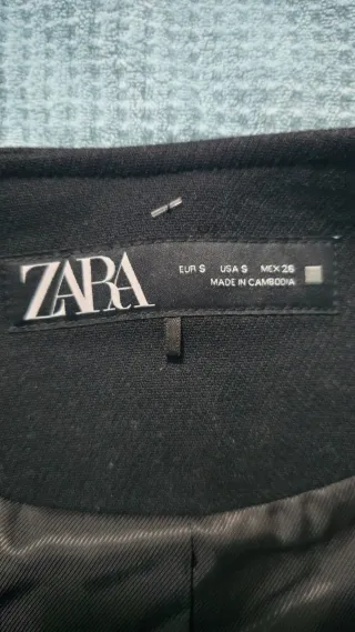 Blazer Zara Negro Talla S, Doble fila de Botones