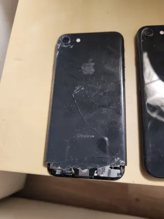 3 iPhone SE Apple Negro/Blanco DESPIECE