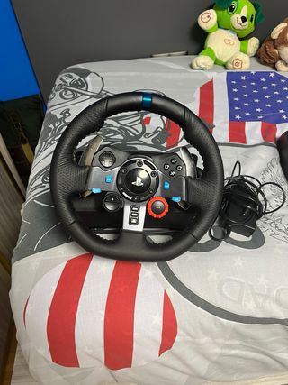 Volante Logitech G29 con Pedales