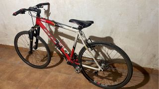 Bicicleta BH Roja y Blanca  Negociables