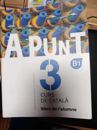 A punt. Curs de català. Llibre de l'alumne, 3
