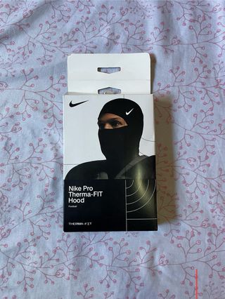 Nike Pro Pasamontañas Therma- FIT Negro