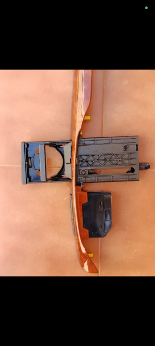 Embellecedor imitación madera portavasos Toyota