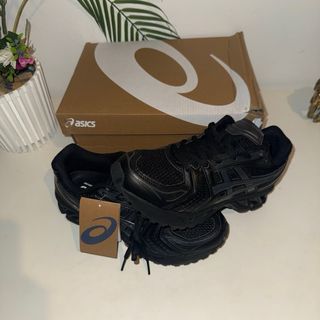 Zapatos Asics Gel Kayano 14 Talla 42 Negros