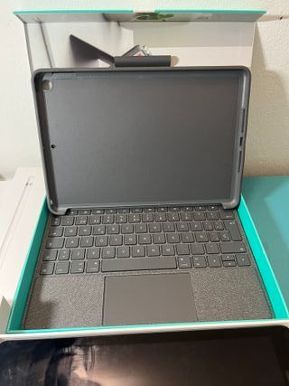 iPad 9a Gen + Apple Pencil + Combo Touch